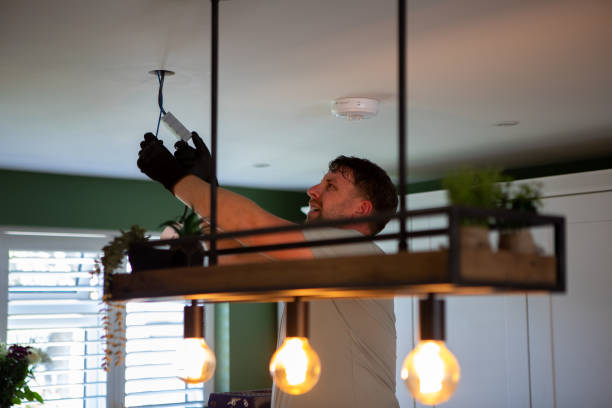 Best Affordable Emergency Electrician  in East Hazel Crest, IL